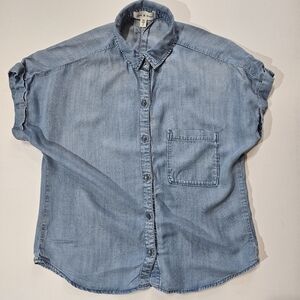 Cloth + Stone Denim Top Womens Small‎ Blue Chambray Button Down